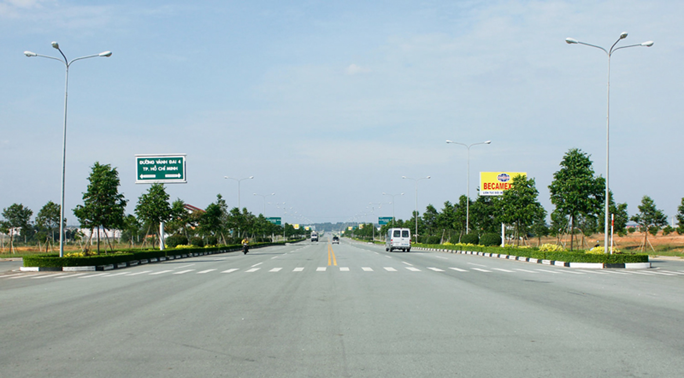 duong-my-phuoc-tan-van-1.jpg (1.02 MB)